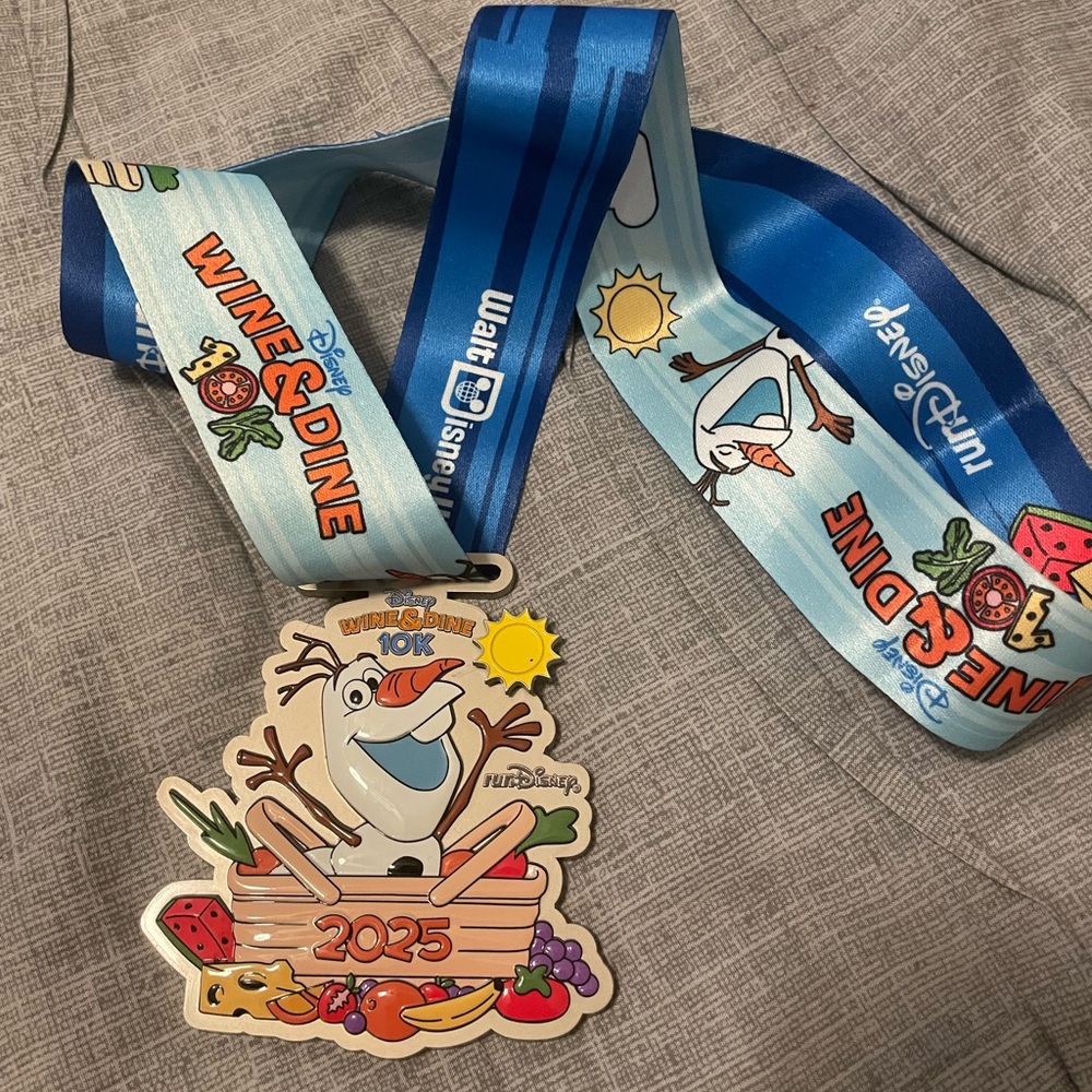 RunDisney Olaf 10k medal